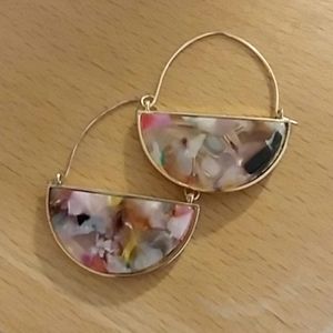 Resin half circle dangles